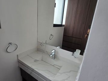 RENTA DE CASA EN MAYORAZGO DE 4 RECAMARAS
