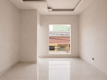 MBV355 Rumah 3 Lt Modern Kontemporer With Private Swimming Pool di Kebagusan