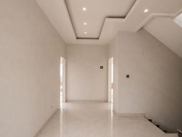 MBV355 Rumah 3 Lt Modern Kontemporer With Private Swimming Pool di Kebagusan