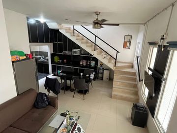 Rumah Nyaman dan Siap Huni 3 Lantai Furnished di Cipayung Jakarta Timur