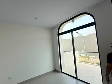 Sewa Rumah PIK 2 Pasadena Brand New 2 Lantai 2KT 2KM Ada Balkon