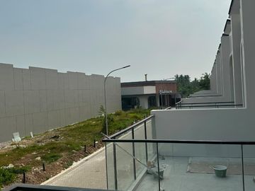 Sewa Rumah PIK 2 Pasadena Brand New 2 Lantai 2KT 2KM Ada Balkon