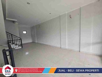 Ruko 3 lantai Summarecon Crown Gading SCG Bekasi Sewa Cepat