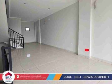 Ruko 3 lantai Summarecon Crown Gading SCG Bekasi Sewa Cepat