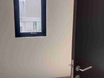 Rumah Cluster Viola SCG Summarecon Crown Gading sewa cepat