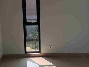 Rumah Cluster Viola SCG Summarecon Crown Gading sewa cepat