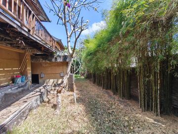 Dijual atau Disewakan Bulanan Villa View Laut Halaman Luas One Gate System di Goa Gong , Jimbaran.