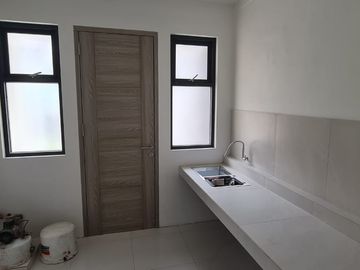 Rumah Baru siap huni di Perumahan Cipinang Elok, Jatinegara, Jakarta Timur
