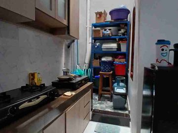 Dijual Rumah 2 lantai full renov siap huni di Kranggan Permai