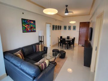 2Bedroom with Parking BGC Condo For Rent Bellagio Towers Burgos Circle Forbestown near One McKinley Pacific Plaza St Lukes Hospita Shangrila Serendra