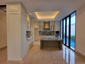 Rumah Brand New Classic Gaharu Cipete Cilandak Jaksel
