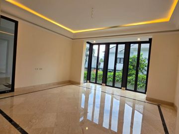 Rumah Brand New Classic Gaharu Cipete Cilandak Jaksel