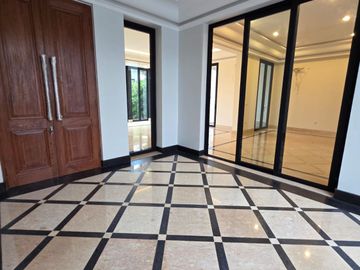 Rumah Brand New Classic Gaharu Cipete Cilandak Jaksel