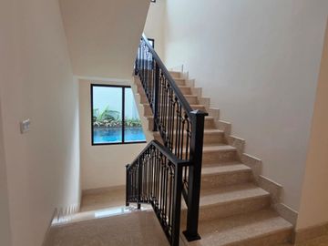 Rumah Brand New Classic Gaharu Cipete Cilandak Jaksel