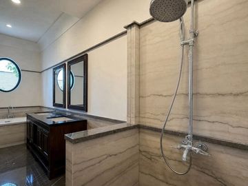 Rumah Brand New Classic Gaharu Cipete Cilandak Jaksel