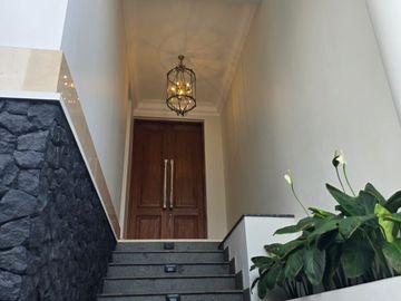 Rumah Brand New Classic Gaharu Cipete Cilandak Jaksel