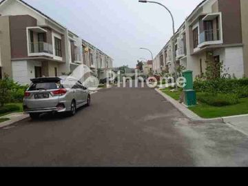 rumah siap huni cluster olive sumarecon bekasi