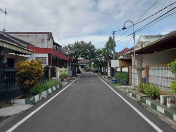 RUMAH MEWAH SIAP HUNI KOTA MALANG SULFAT