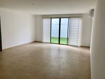 DEPARTAMENTO EN PLANTA BAJA-3 DORMITORIOS!!