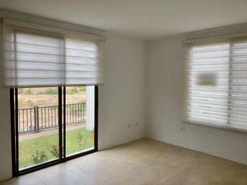 DEPARTAMENTO EN PLANTA BAJA-3 DORMITORIOS!!