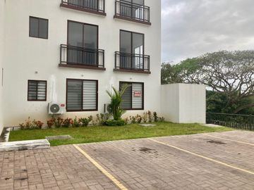 DEPARTAMENTO EN PLANTA BAJA-3 DORMITORIOS!!