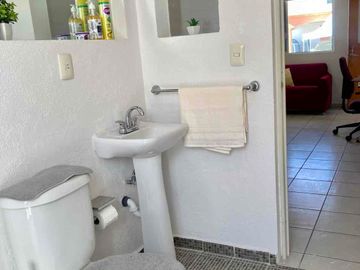 Departamento amueblado en El Refugio Querétaro incluye luz, agua, gas, internet y mantenimiento