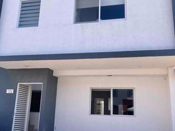 Departamento amueblado en El Refugio Querétaro incluye luz, agua, gas, internet y mantenimiento