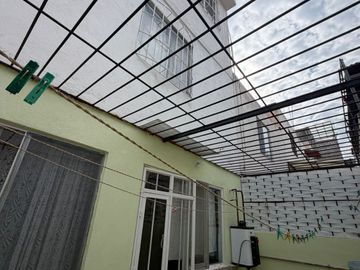 VENDO CASA 4 RECAMARAS, EXCELENTE UBICACION