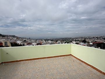 VENDO CASA 4 RECAMARAS, EXCELENTE UBICACION