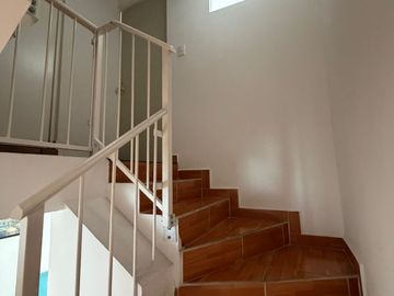 VENDO CASA 4 RECAMARAS, EXCELENTE UBICACION