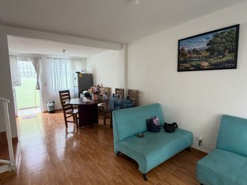 VENDO CASA 4 RECAMARAS, EXCELENTE UBICACION