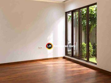 Dijual Rumah Siap Huni dengan Private Pool di Kemang, Jakarta Selatan