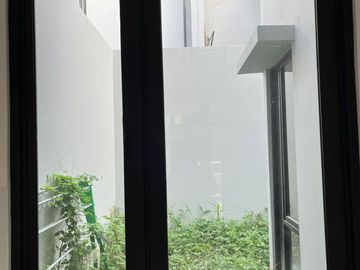 Dijual Rumah Modern 2 Lantai Plus 1 Ac Cluster Mahakam, Jakarta Garden City, Cakung, Jakarta Timur, 028