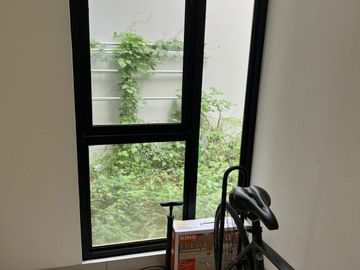 Dijual Rumah Modern 2 Lantai Plus 1 Ac Cluster Mahakam, Jakarta Garden City, Cakung, Jakarta Timur, 028