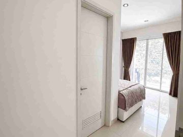 DIJUAL RUMAH GREEN LAKE CITY