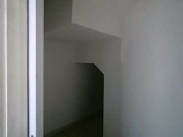 Rumah 3 LT Double Decker di Lavon Tangerang 1K900066