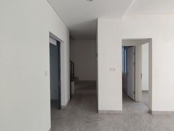Rumah 3 LT Double Decker di Lavon Tangerang 1K900066