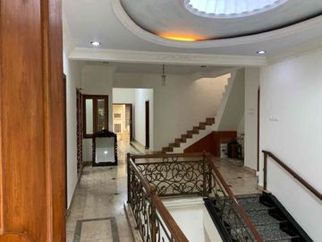 Dijual/Disewakan Rumah Strategis Rawamangun Jakarta Timur Siap Huni