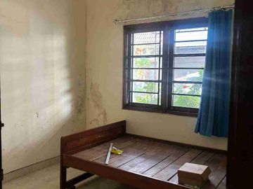 disewakan rumah 1 lantai semi furnish strategis murah dalam perumahan didekat jogja City mall