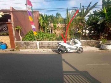 disewakan rumah 1 lantai semi furnish strategis murah dalam perumahan didekat jogja City mall