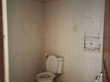 disewakan rumah 1 lantai semi furnish strategis murah dalam perumahan didekat jogja City mall