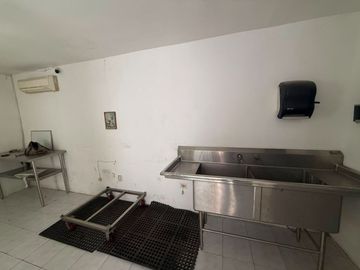 Bodega en Renta Monterrey en San Carlos