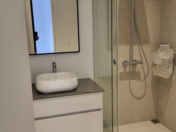 SE RENTA SUITE AMOBLADA FYBECA CUMBAYA US$680 MAS $50 CONDOMINIO