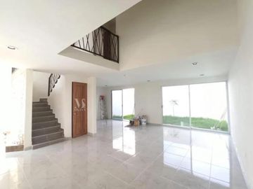Casa en Renta Zen Life II | 3 Recámaras + Roof Garden | Seguridad 24/7