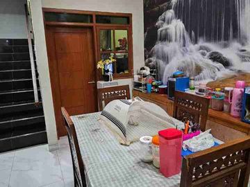 Rumah Secondary Terawat di Pedurenan