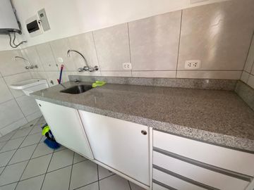 ALQUILO LOCAL COMERCIAL FRENTE A MOLINA PLAZA – 69 M² – LA MOLINA
