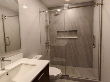 GOOD DEAL: 3BR Unit in West of Ayala Condominium, Makati City