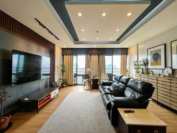 GOOD DEAL: 3BR Unit in West of Ayala Condominium, Makati City