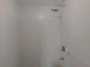 3 Bedroom Condo for rent in Flair Towers, Highway Hills, Metro Manila near MRT-3 Boni