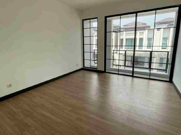 Rumah Baru Siap Pakai Unfurnish Utara Hiera BSD